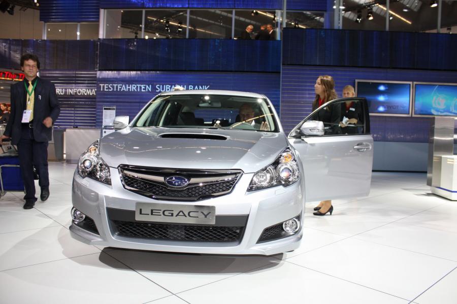  Subaru Legacy Touring Wagon 2010 года  (фото 18 из 39)